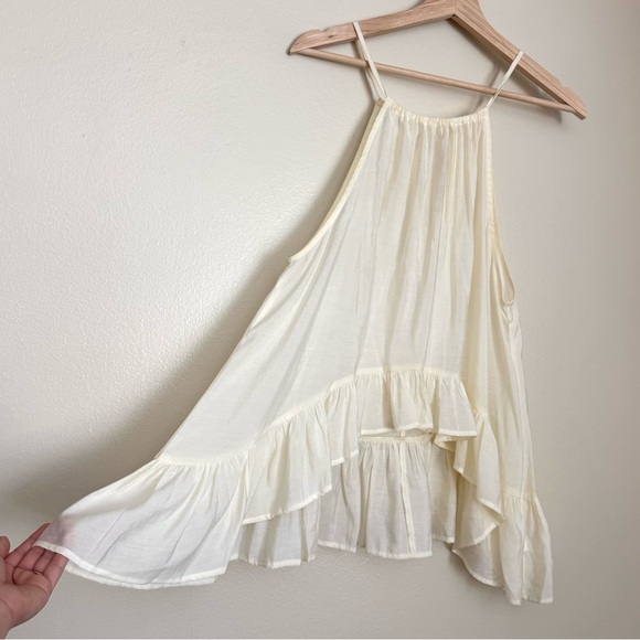 Cream Ruffle-Hem Halter Neck top - Picture 4 of 5
